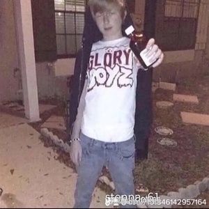 Meet your Posher, Lucy